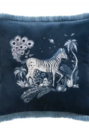 Lost World Square Cushion Expédié Aujourd’hui